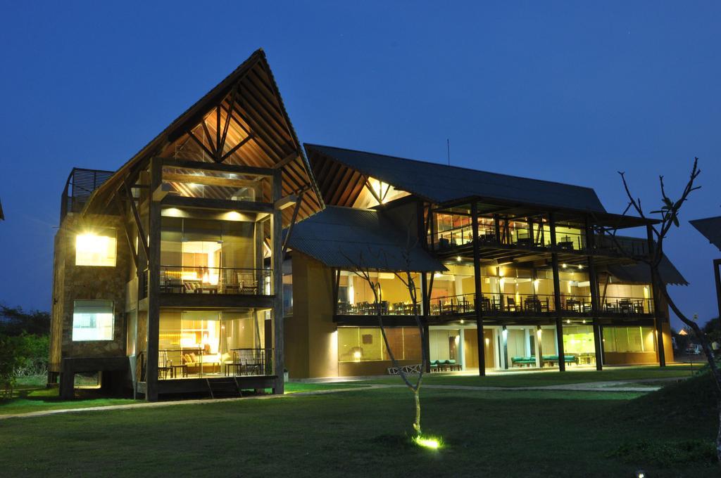 Laya Safari Resorts & Spa Yala Exterior foto