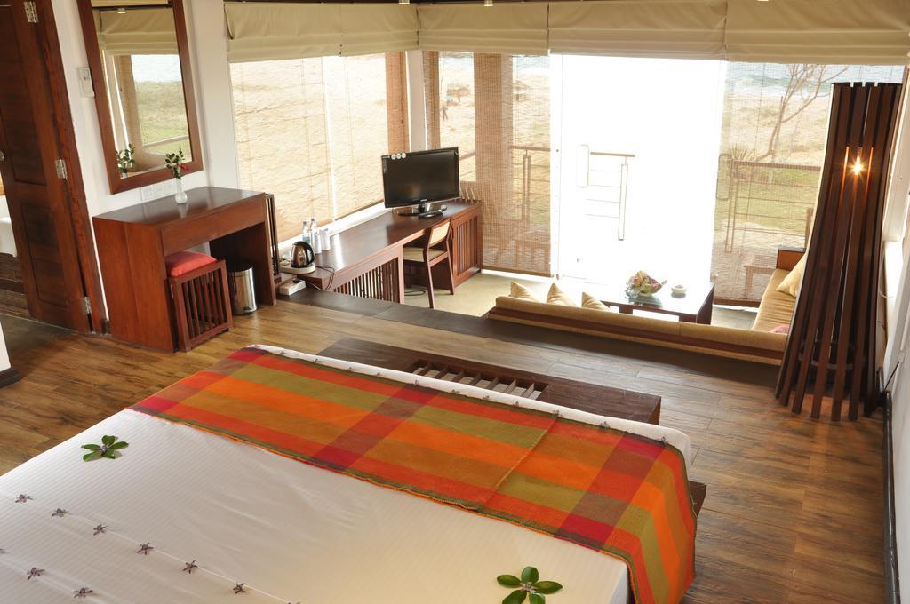 Laya Safari Resorts & Spa Yala Exterior foto