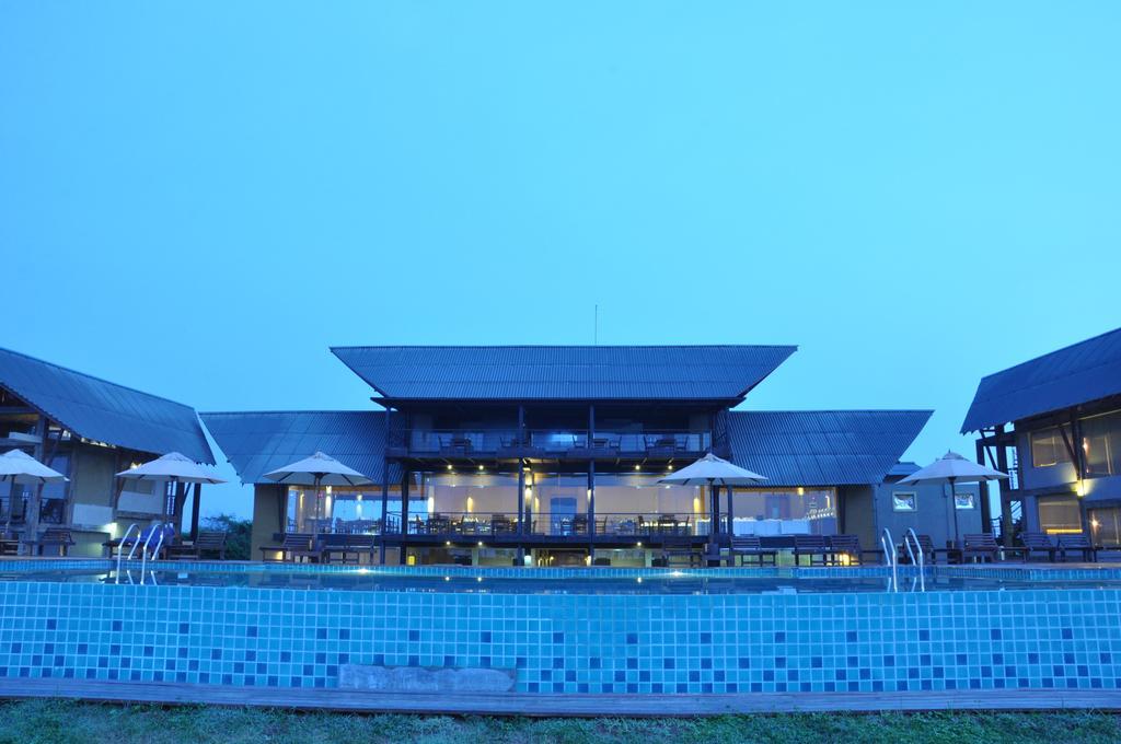 Laya Safari Resorts & Spa Yala Exterior foto