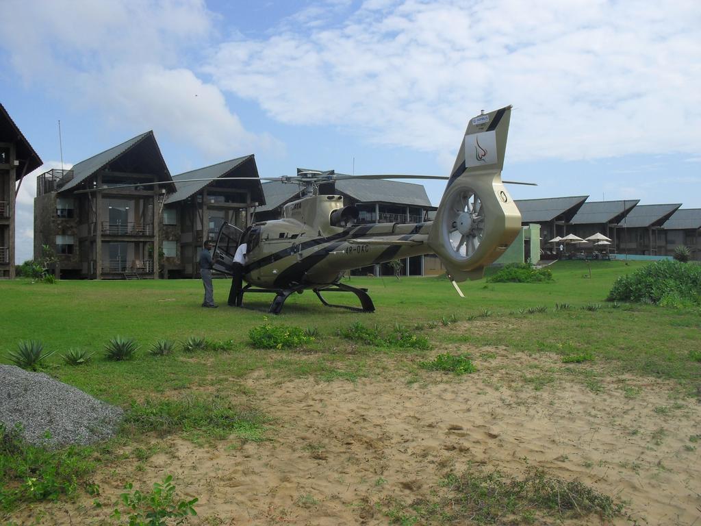 Laya Safari Resorts & Spa Yala Exterior foto